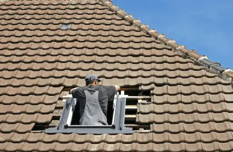 Pose de velux - Baignes Sainte-Radegonde